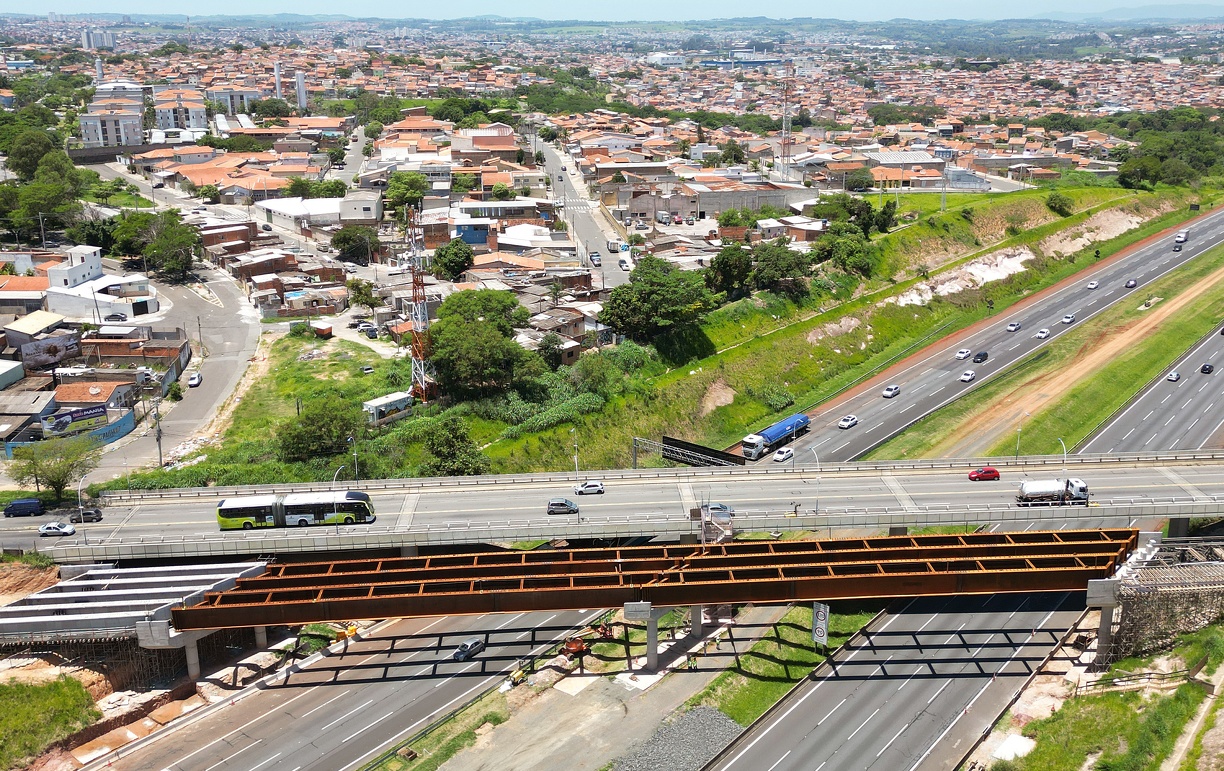 Obra permite duplicar passagem por cima da Bandeirantes