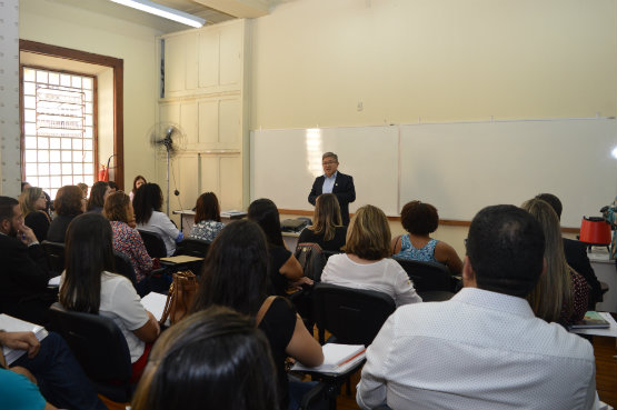 Secretário Luis Yabiku abriu o encontro