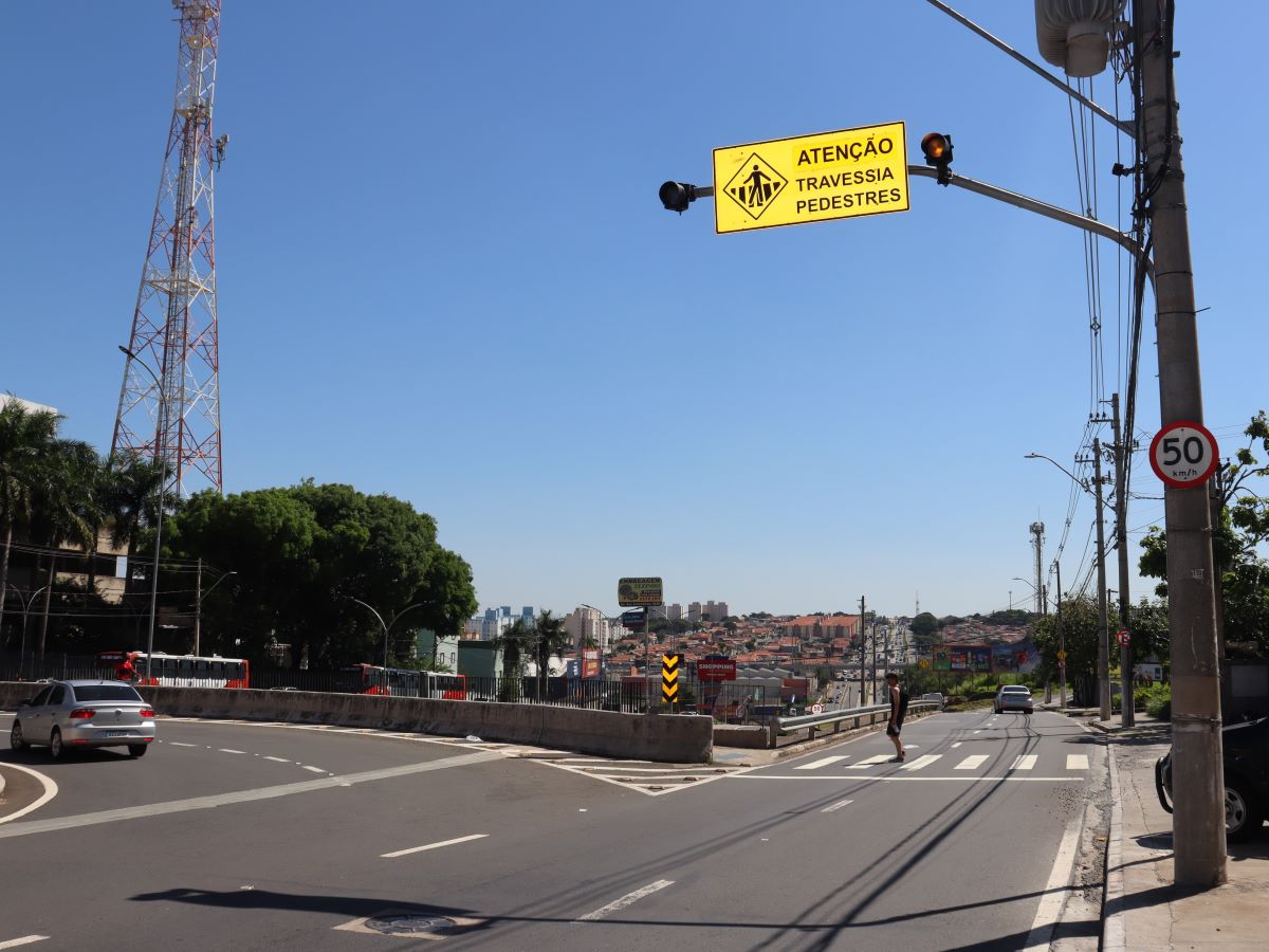 Novas travessias de pedestres na altura da avenida José Pancetti