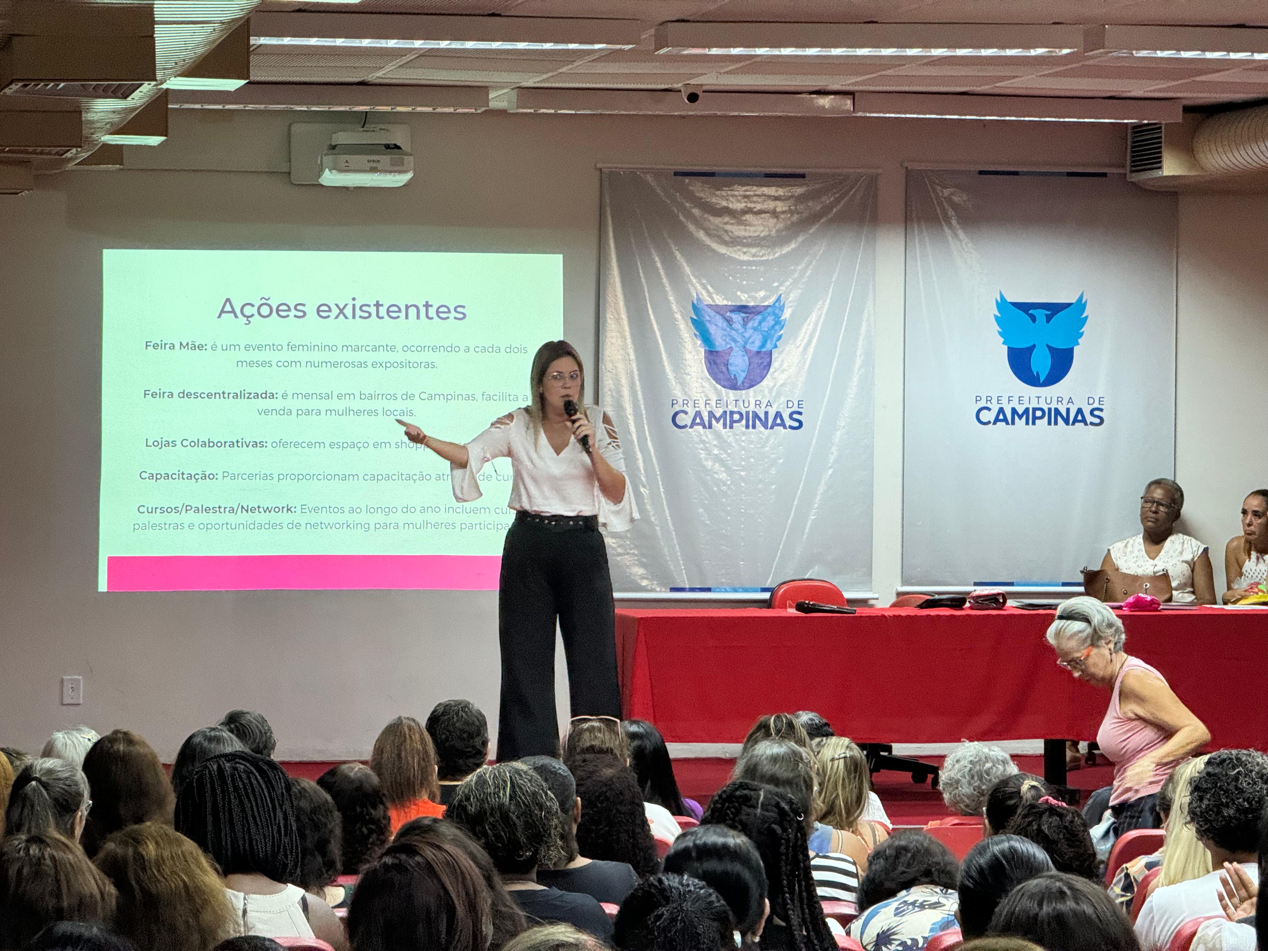 Iniciativa é realizada em três frentes: Feira da Mulheres Empreendedoras, Feira das Mulheres Empreendedores e lojas colaborativas