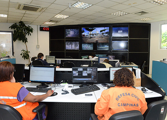Câmeras monitoram a cidade