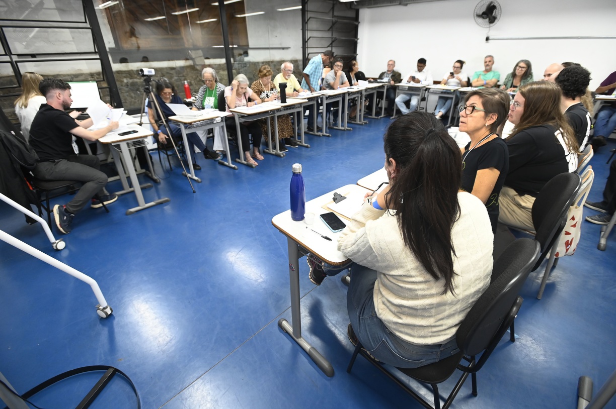 Neste sábado, discussões estão acontecendo na Estação Cultura