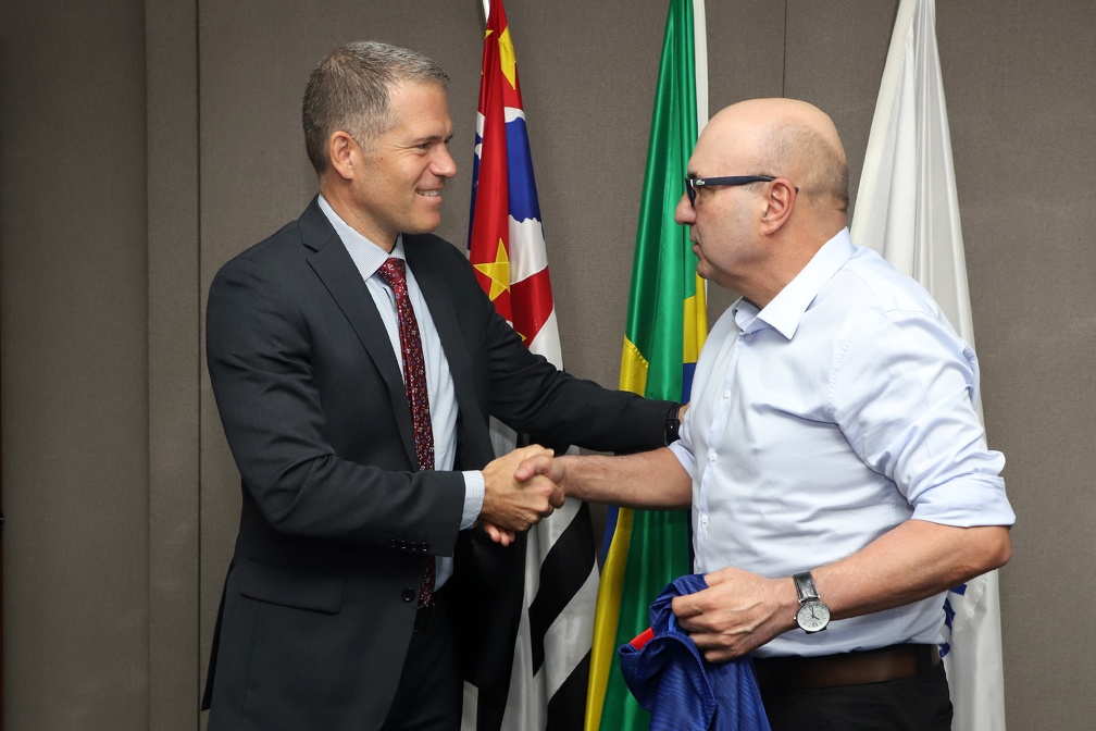 Fernanda Sunega Prefeito Dário Saadi recebe o cônsul-geral americano em São Paulo, Richard H. Glenn