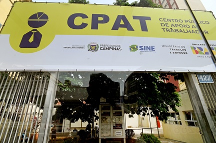 Interessados devem comparecer no CPAT entre 9h e 13h com carteira de trabalho, documento com foto e currículo; não é necessário fazer agendamento