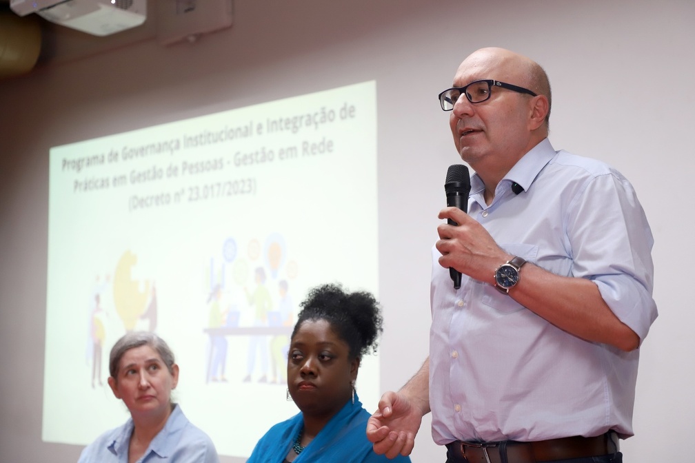 Prefeito Dário disse que qualificando os serviços, a Prefeitura investe na melhoria do atendimento ao público