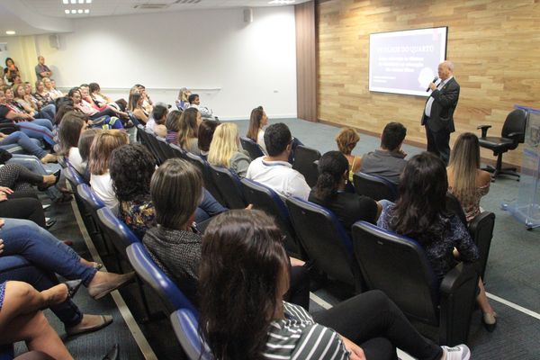 Presidente da Sanasa fez a abertura do evento e parabenizou todas as mães presentes