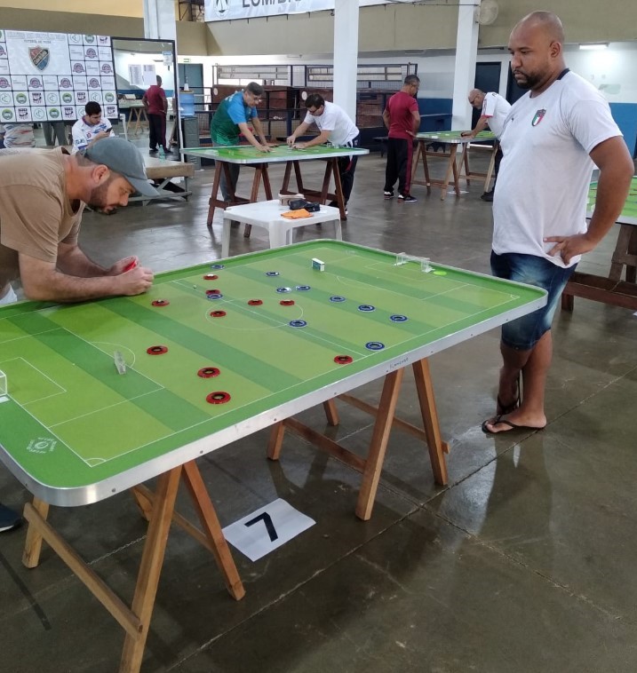 O Futebol de Mesa será no CVI; inscrições pelo fone (19) 99701-2227 e pelo facebook futmesacampinas