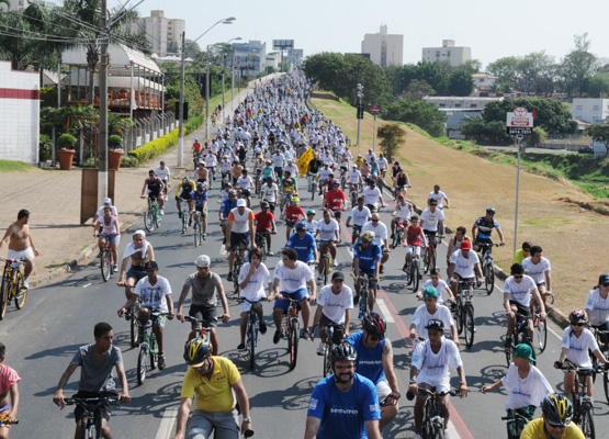Passeio ciclístico foi uma das atividades