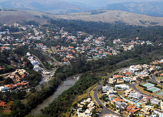 Temas como água, esgoto, drenagem urbana, resíduos sólidos e saneamento rural estão na pauta da audiência pública