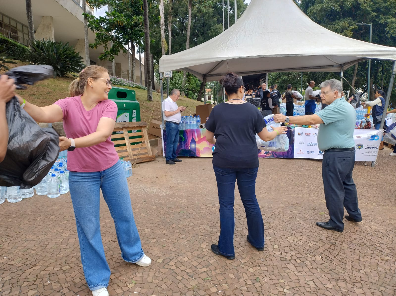 Secretária Vandecleya Moro agradeceu a solidariedade do campineiro