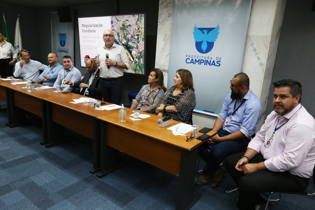 Prefeito destaca que a tradição de regularização fundiária residencial de Campinas agora chega também às empresas
