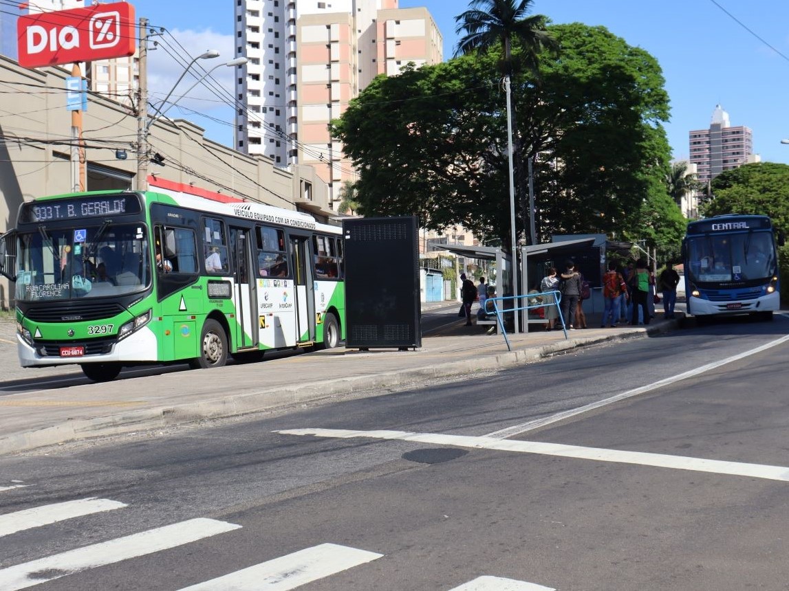  Agentes da Mobilidade Urbana vão sinalizar o local e orientar condutores e usuários do transporte público.  