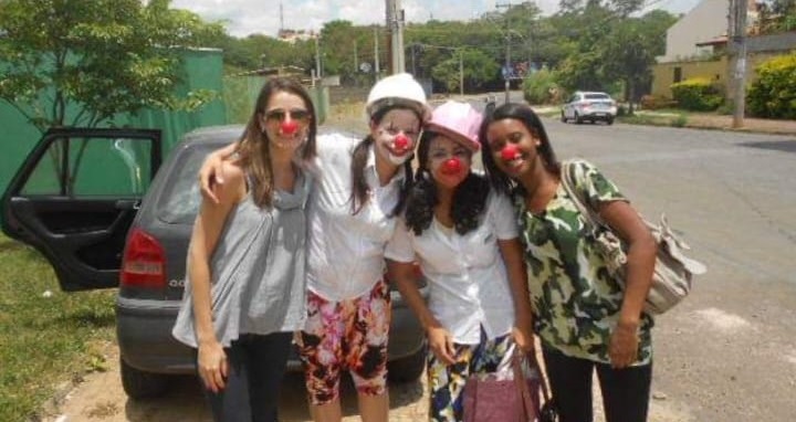 Ação social trouxe amigas no exercício do voluntariado