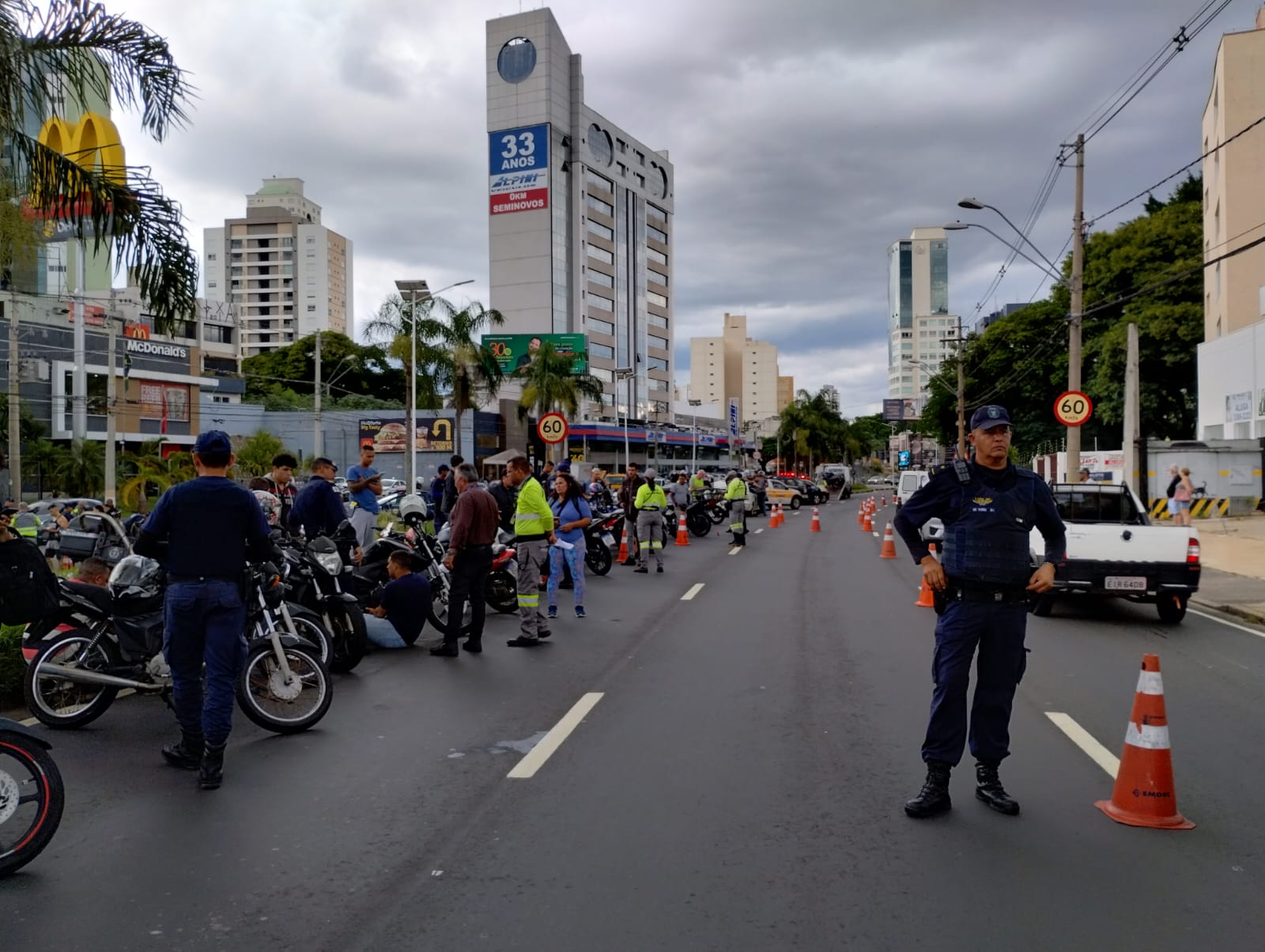 Ação na tarde desta quarta-feira foi realizada nos dois sentidos da avenida Norte-Sul