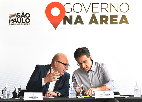 Prefeito Dário Saadi com o governador Rodrigo Garcia