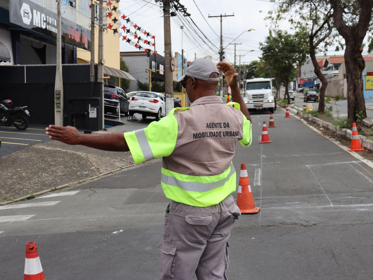 Bloqueios na avenida serão realizados de forma intercalada