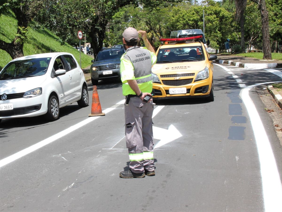 Agentes da Mobilidade Urbana vão sinalizar o local e orientar condutores