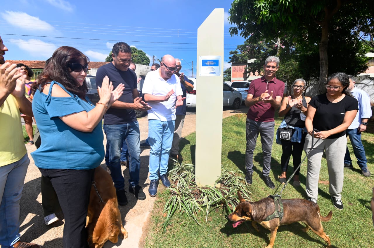 Inauguração contou com a presença de tutores e seus pets