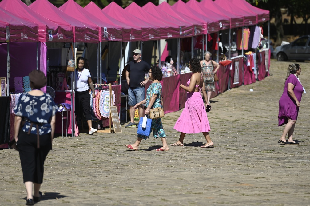 Feira funcionou com cerca de 50 expositoras