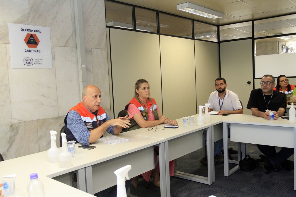 Manoel de Brito/PMC A Defesa Civil de Campinas fez a primeira reunião do Comitê Gestor da Operação Estiagem 2025 na tarde desta sexta-feira, 23 de maio, na Sala de Resiliência e Desastres