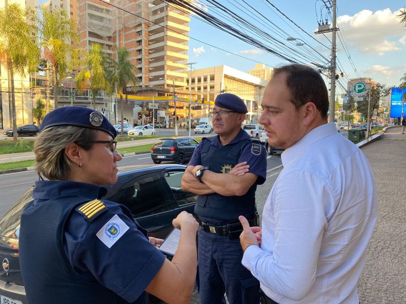 A Comandante da GM, Maria de Lourdes Soares, e o Secretário de Segurança, Christiano Biggi Dias, participaram da ação