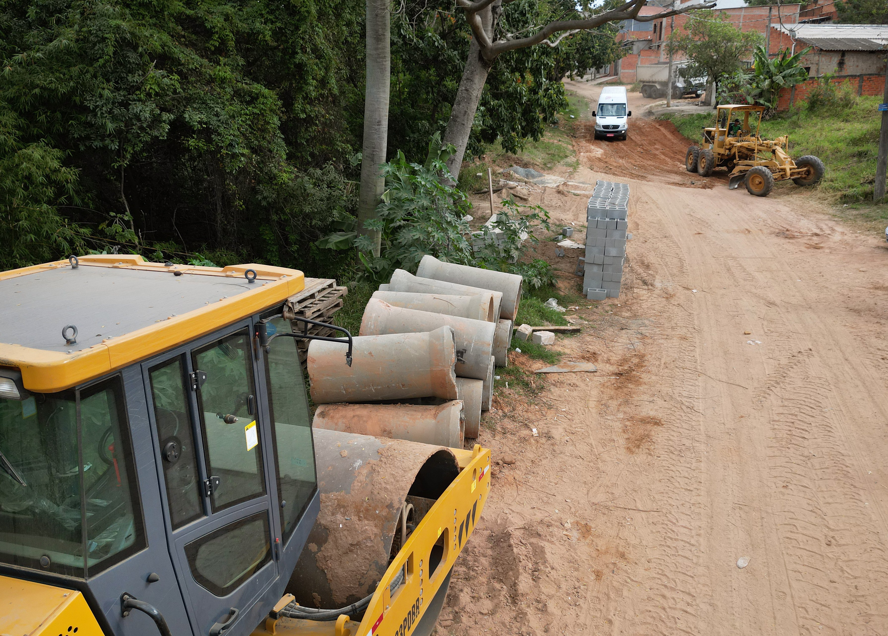 Obra é uma das ações do Programa de Ativação Econômica e Social (PAES) que beneficiará cerca de 120 mil pessoas. 