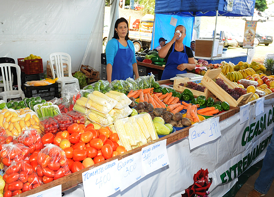 Também haverá feira da economia solidária no local