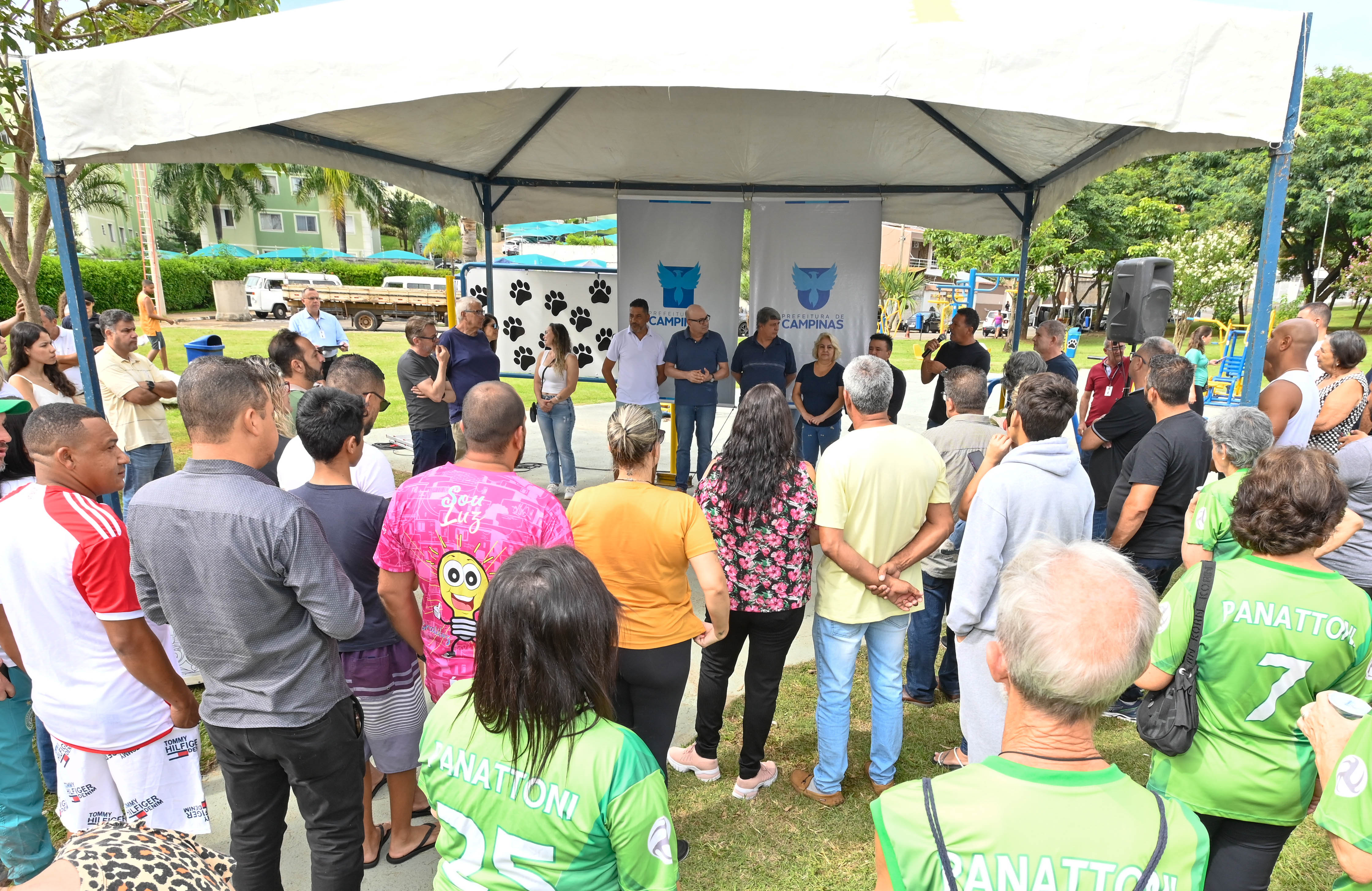 Cerimônia contou com a presença de tutores e ONGs de proteção animal