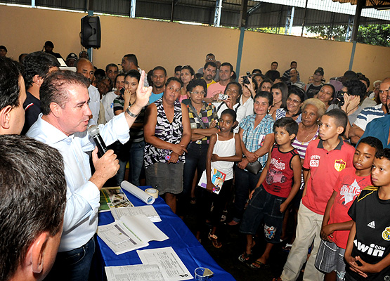 sejam desenvolvidas ações de esporte, cultura, educação, inclusão social e de trabalho e renda