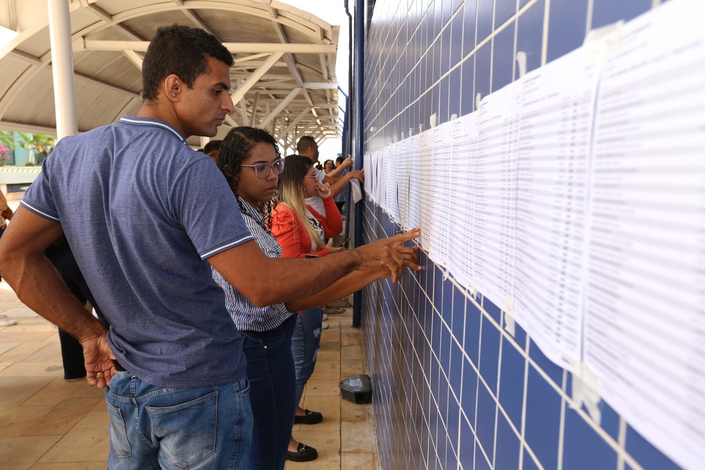 Candidatos habilitados para o concurso de agente de ação social vão disputar cinco vagas