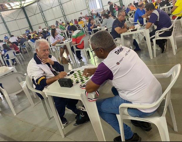 Manuel Quintas no jogo de damas