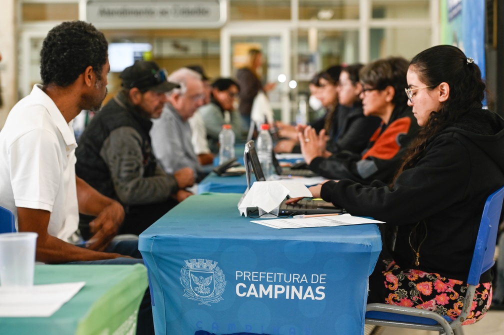 Feirão do CPAT oferece vagas para diversas atividades e empresas