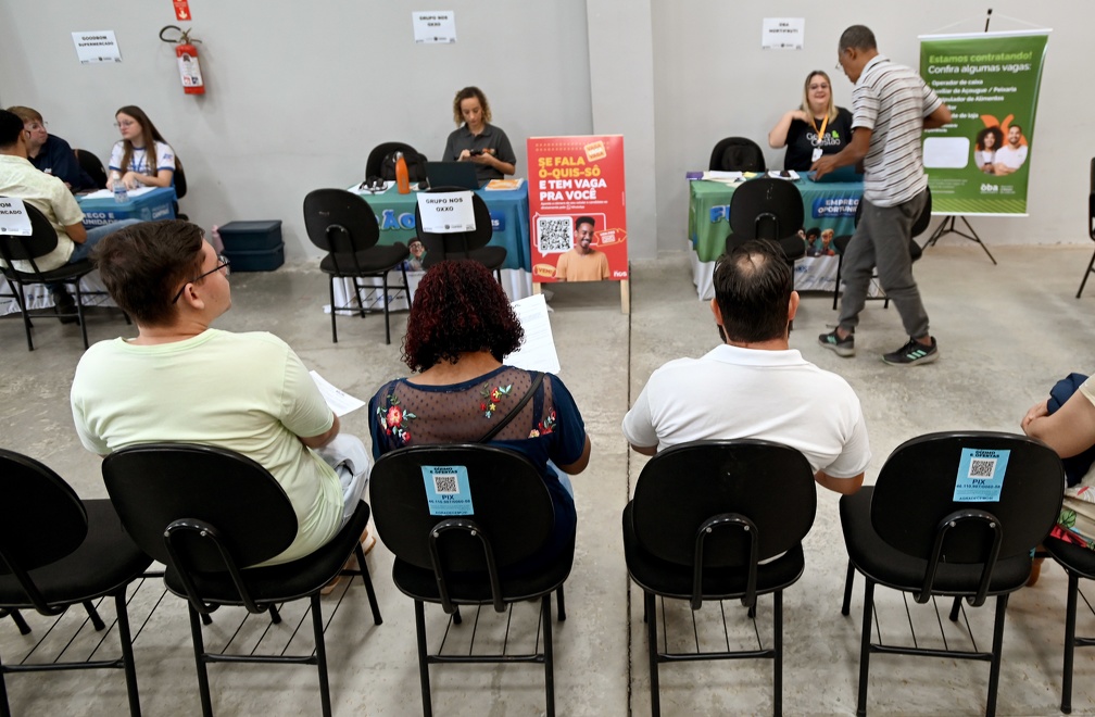 Adriano Rosa O evento tem a intenção de facilitar o acesso da população a vagas de emprego, documentos essenciais e serviços públicos em um só lugar