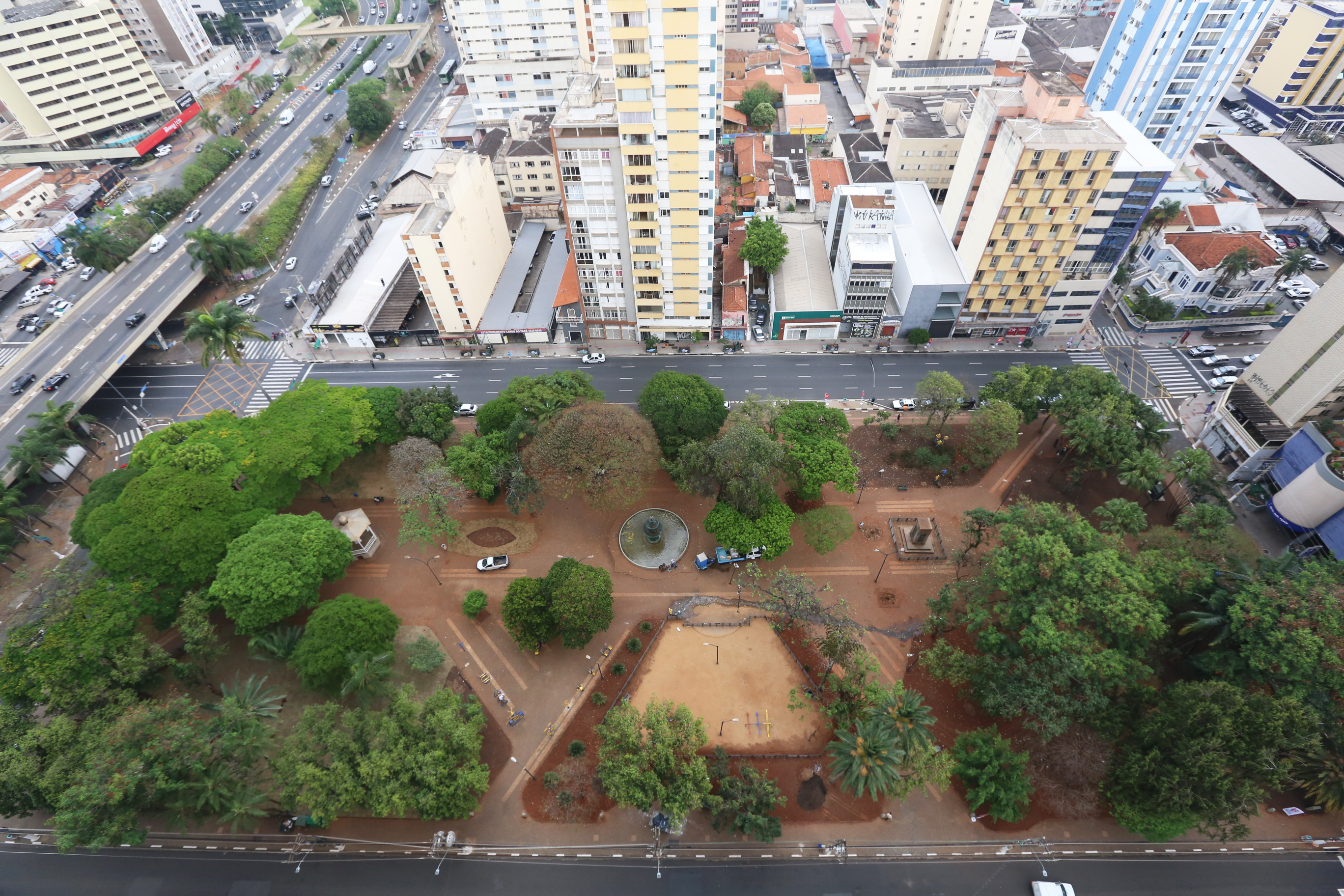 O Largo do Pará tem mais de 120 anos e é uma das maiores e principais praças da área central de Campinas