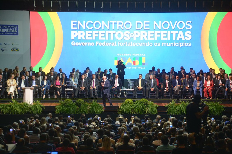 Encontro reuniu prefeitos em Brasília para o anúncio do novo edital do PAC