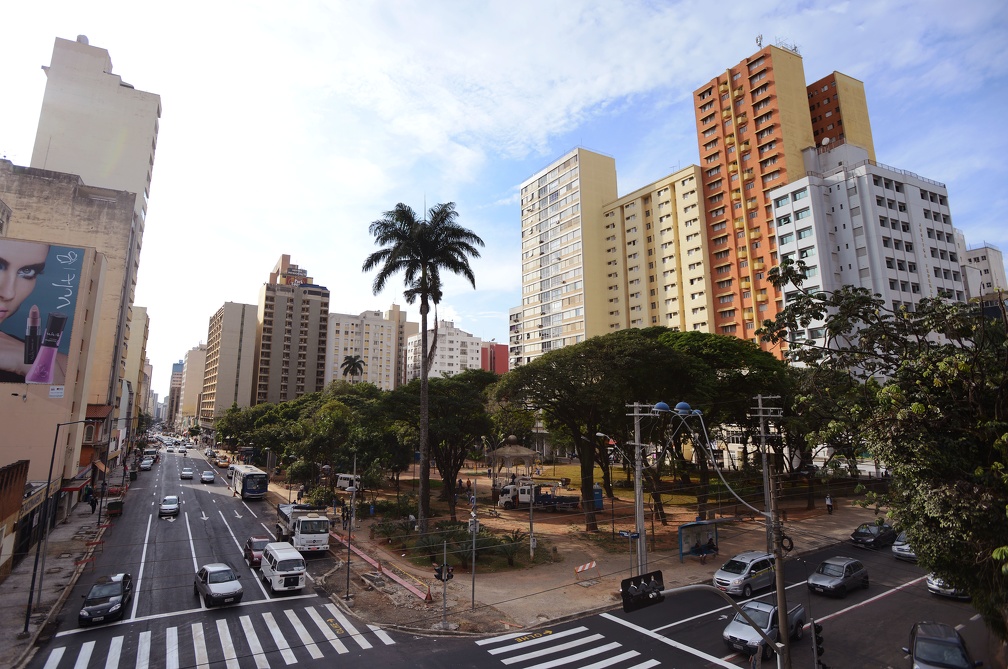Carlos Bassan Avenida Francisco Glicério, principal via comercial do centro da cidade