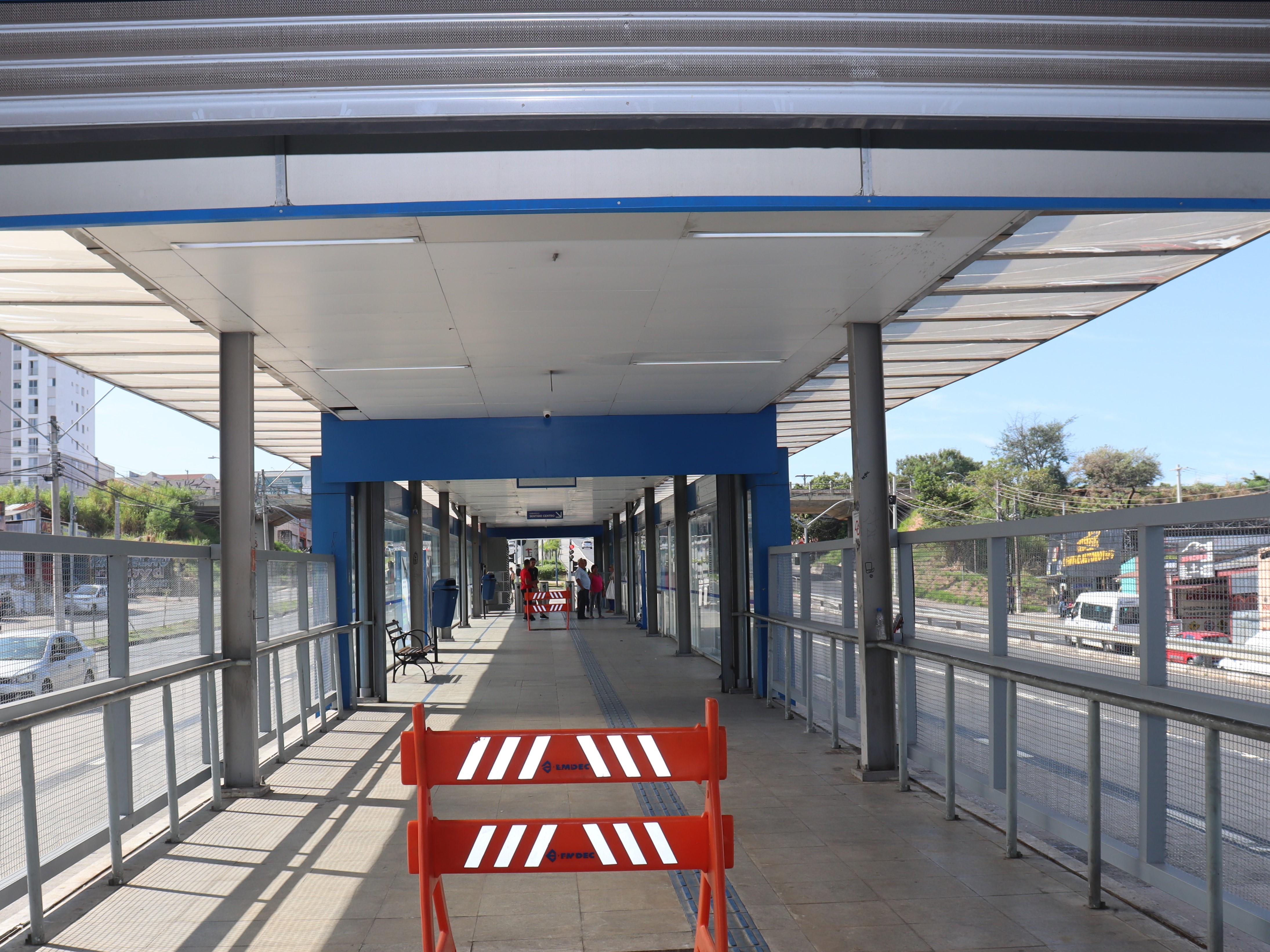 Mais resistentes, gradis metálicos inibem situações de vandalismo