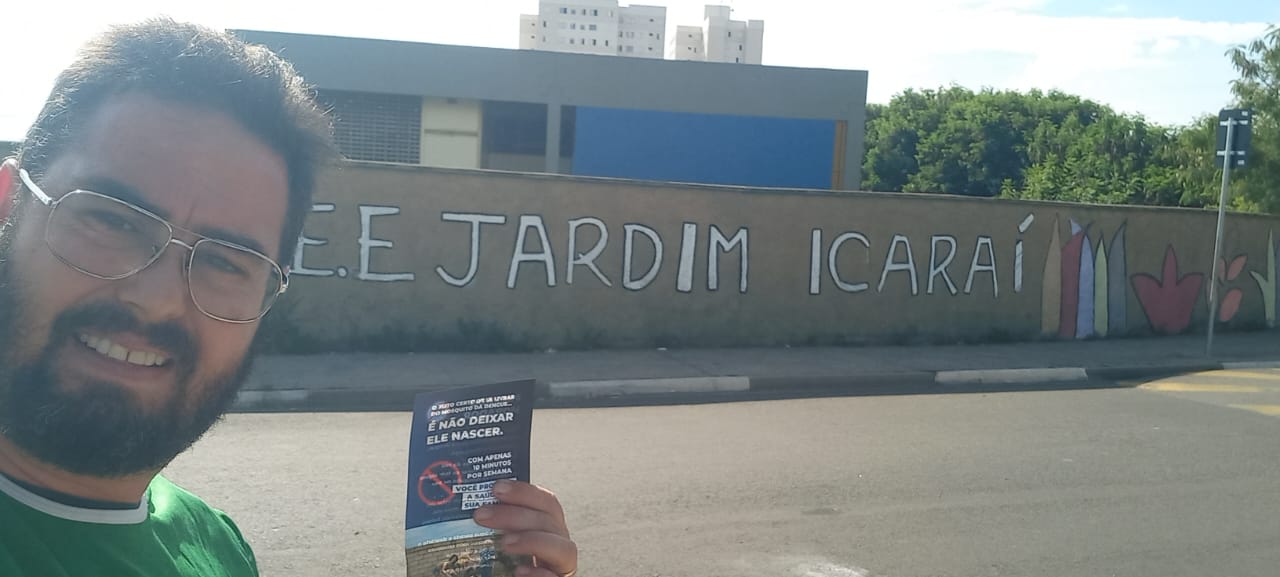 Equipe chegando na escola do Jardim Icaraí...