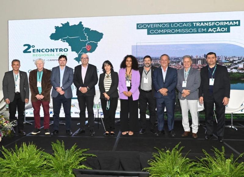 Carlos Bassan Autoridades, representantes de cidades vizinhas, entidades diversas e pesquisadores participaram do encontro