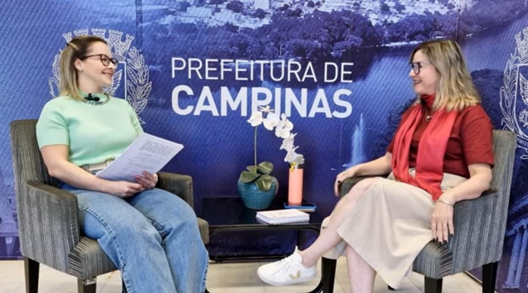 Jaqueline Lustosa e Idelma Ferraz em programa que promove a troca de experiências entre servidores por uma gestão municipal mais transparente, eficiente e inclusiva