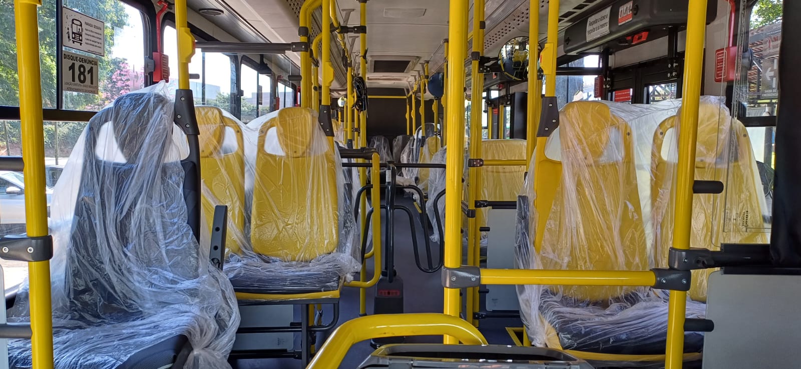 Divulgação/Emdec Os ônibus têm quatro portas e comportam 33 passageiros sentados e 29 em pé