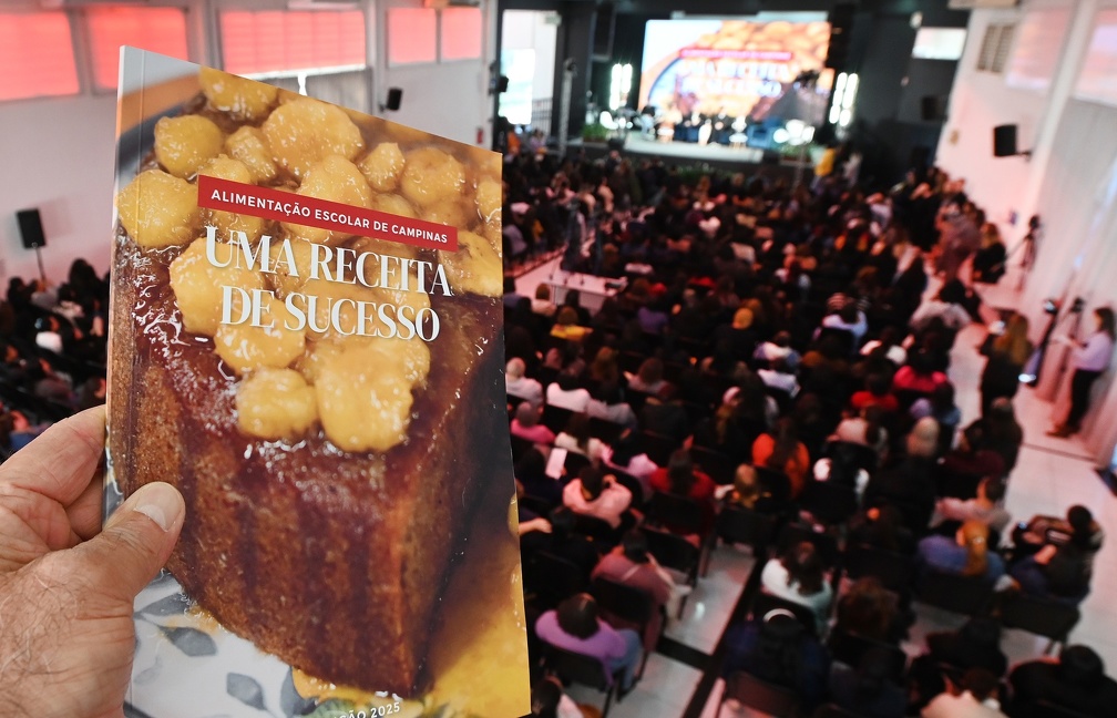 A iniciativa reconhece o papel fundamental dos profissionais responsáveis por preparar as 304.934 mil refeições diárias nas 506 unidades escolares municipais e estaduais de Campinas 