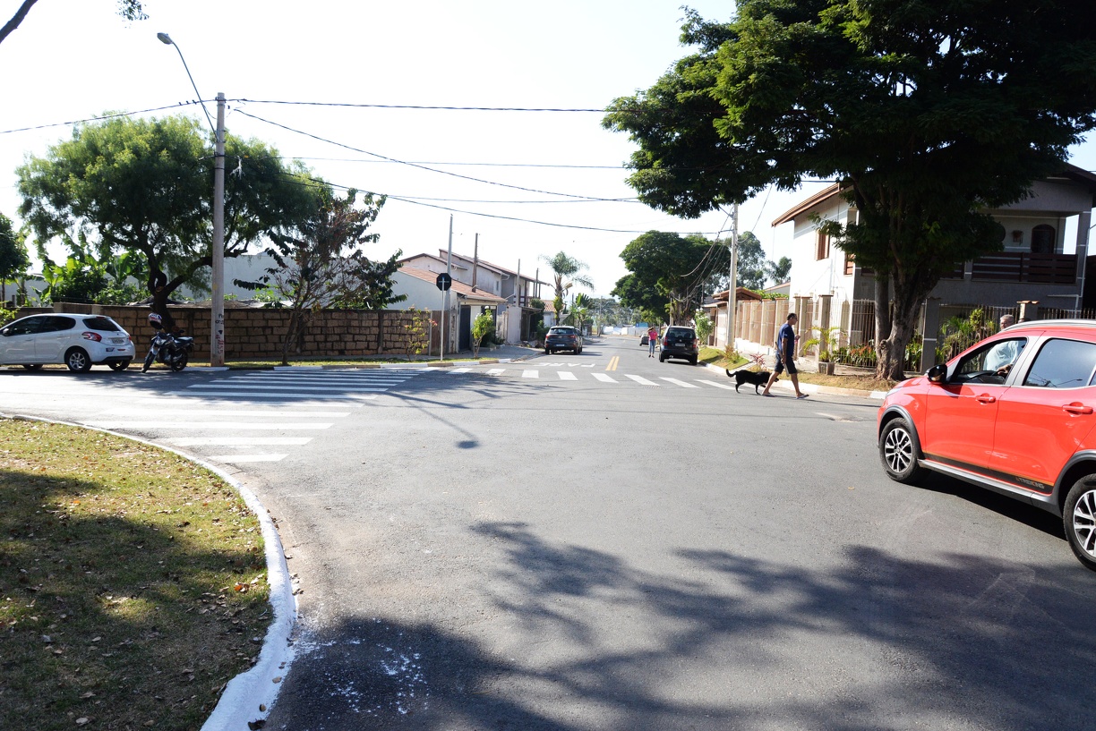 Moradores esperavam asfalto no bairro por mais de 40 anos