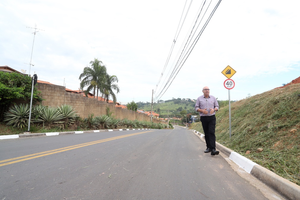 Rua Odila Montagnini Chrystino ganha asfalto em cerca de 600 metros de extensão, com investimento de R$ 655, 5 mil