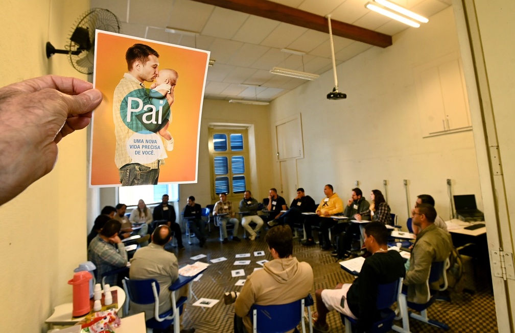 Carlos Bassan Curso orienta os futuros pais desde a gestação