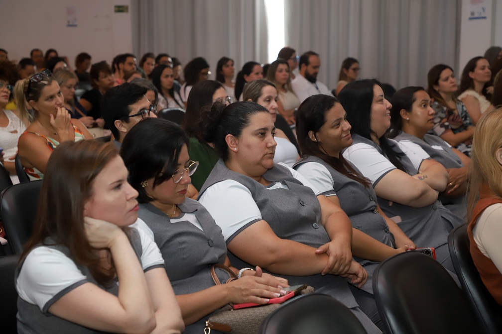 Auditório estava lotado no encerramento do segundo ciclo do "Passos para uma vida melhor"