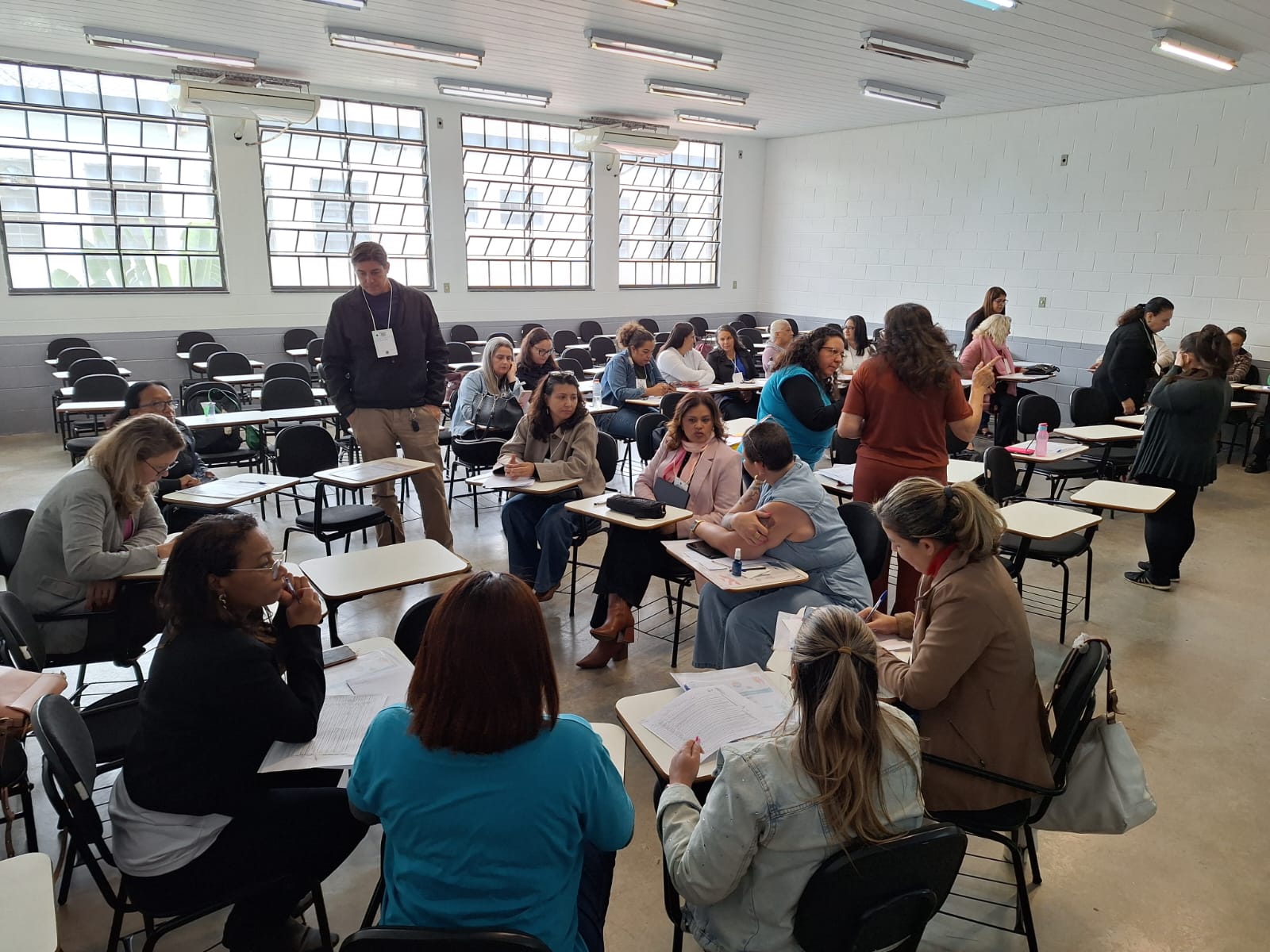 A iniciativa teve a participação de usuários dos serviços socioassistenciais, trabalhadores do Sistema Único de Assistência Social (SUAS), representantes da sociedade civil e gestores públicos
