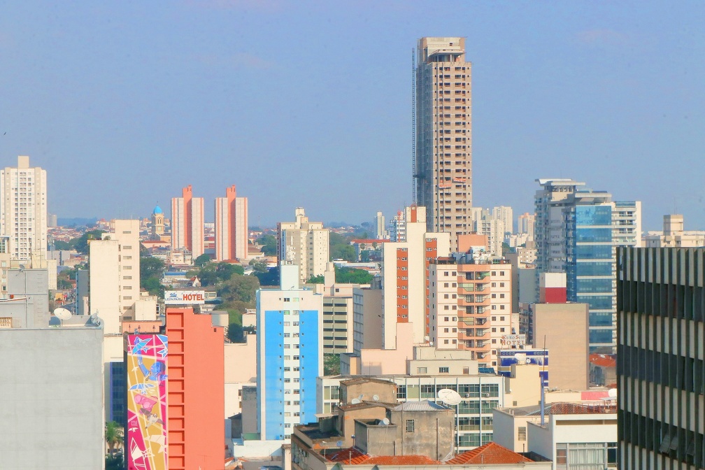 Decreto permite construção de estruturas elevadas entre edifícios, promovendo mobilidade e modernização no Centro de Campinas