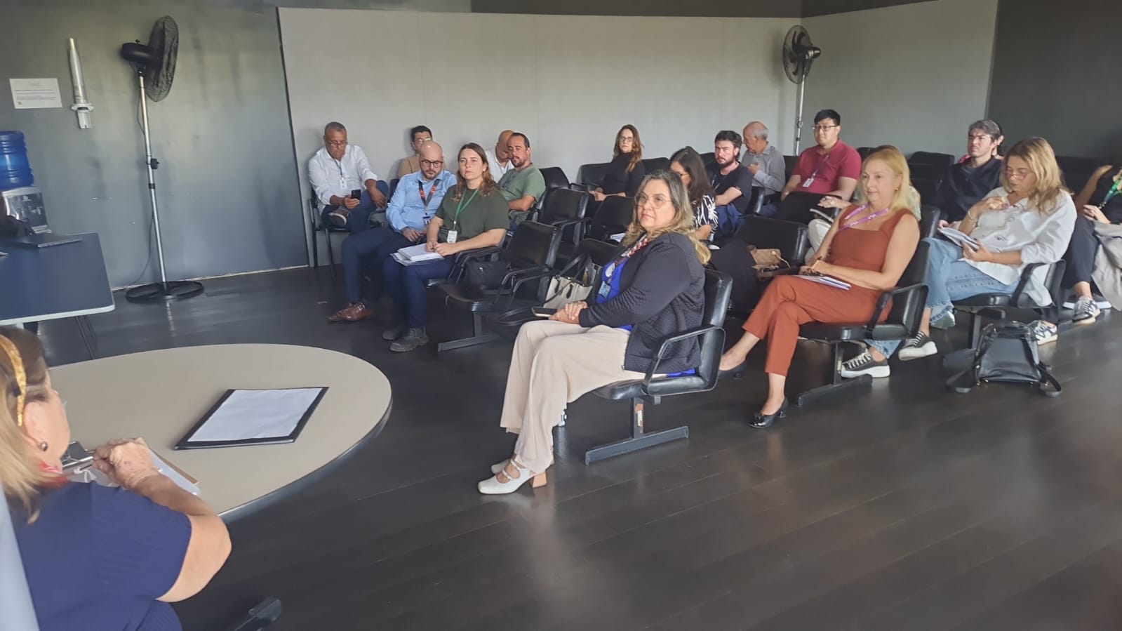 Divulgação Representantes de secretarias municipais, autarquias e instituições parceiras discutem propostas de atividades para a Semeia 2025