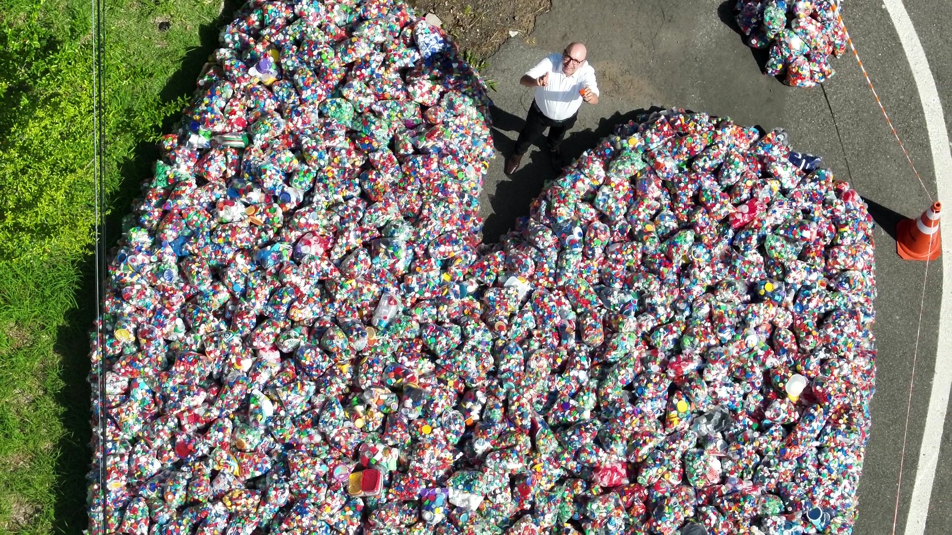 Materiais arrecadados estão em exposição na sede da Emdec